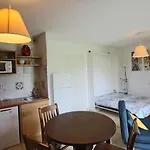 Studio Cosy Avec Piscine Terrasse Jardin Et Velos A Prayssac Apartament *