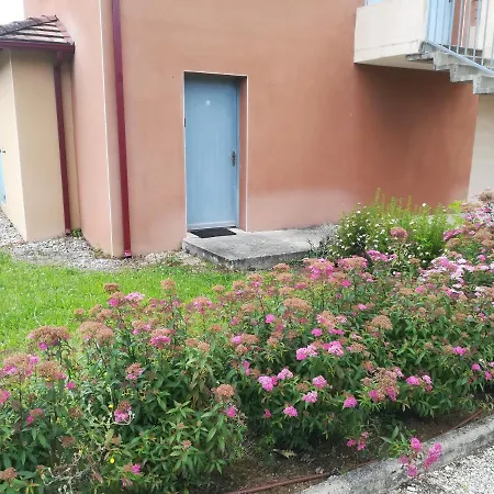 Studio Cosy Avec Piscine Terrasse Jardin Et Velos A Prayssac * Prayssac