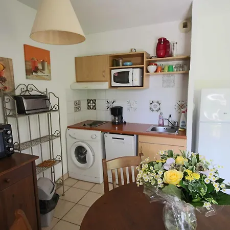 Studio Cosy Avec Piscine Terrasse Jardin Et Velos A Prayssac *