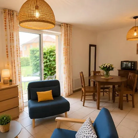 Cosy Avec Piscine Terrasse Jardin Et Velos A